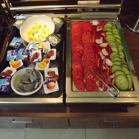 Hódmezővásárhely Hotel Ginkgo מראה חיצוני תמונה
