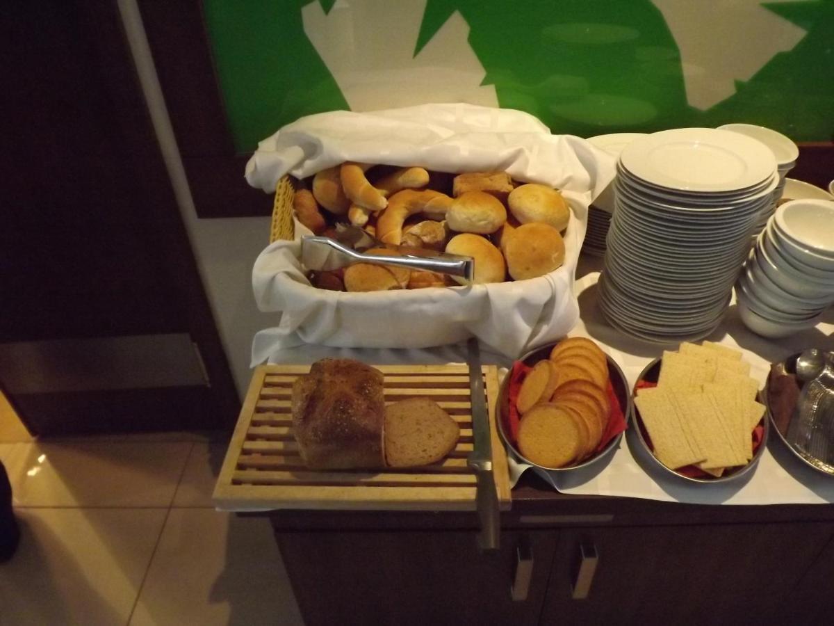 Hódmezővásárhely Hotel Ginkgo מראה חיצוני תמונה